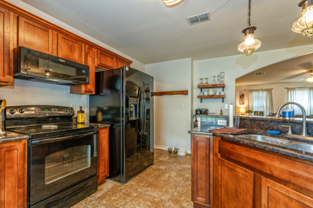 Well-Maintained 3/2 Brick Home on Corner Lot in Orange Grove ISD - image 27
