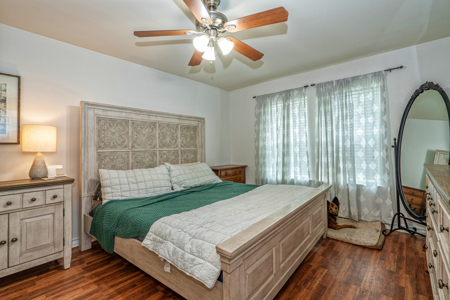 Well-Maintained 3/2 Brick Home on Corner Lot in Orange Grove ISD - image 29