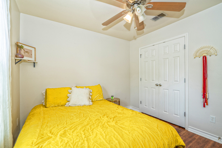 Well-Maintained 3/2 Brick Home on Corner Lot in Orange Grove ISD - image 37