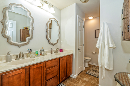 Well-Maintained 3/2 Brick Home on Corner Lot in Orange Grove ISD - image 31