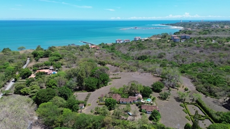 Panama Ocean View Property: Luxury Retreat in Costa Esmeralda - image 2