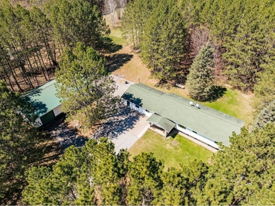 Country Home w/ Attached Garage For Sale in Saginaw MN - image 2