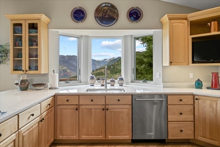 Luxury Mountain Home with 35 Acres for Sale in Ouray County, CO - image 13