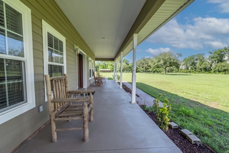 Country Home for Sale in Trenton FL! - image 10