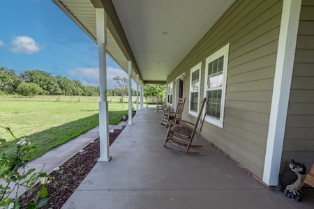 Country Home for Sale in Trenton FL! - image 9