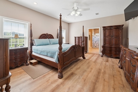 Country Home for Sale in Trenton FL! - image 21
