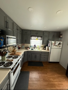 Welcome to this adorably updated 2 bedroom, 2 bath, Charming Home - image 2