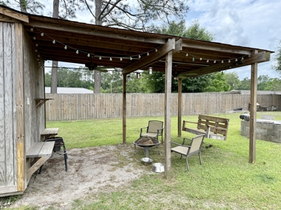 Home for sale with 4 Bed/1Bath in Geneva, Alabama in town - image 30