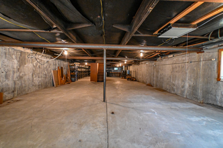 Home on land for sale in Hickory County Missouri - image 49