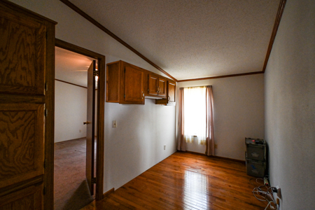 Home on land for sale in Hickory County Missouri - image 41