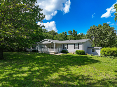 Home on land for sale in Hickory County Missouri - image 1