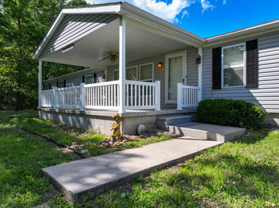 Home on land for sale in Hickory County Missouri - image 22