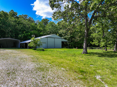 Home on land for sale in Hickory County Missouri - image 4