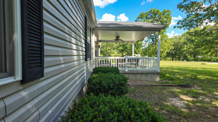 Home on land for sale in Hickory County Missouri - image 17