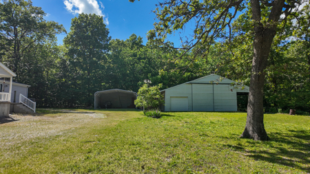 Home on land for sale in Hickory County Missouri - image 9
