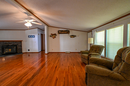 Home on land for sale in Hickory County Missouri - image 27