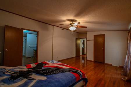 Home on land for sale in Hickory County Missouri - image 37