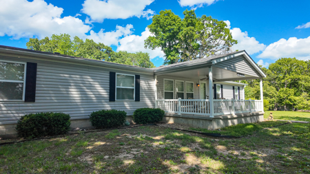 Home on land for sale in Hickory County Missouri - image 15