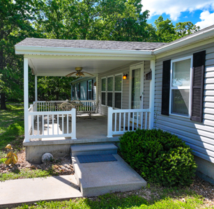 Home on land for sale in Hickory County Missouri - image 2