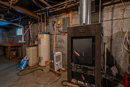 Home on land for sale in Hickory County Missouri - image 50