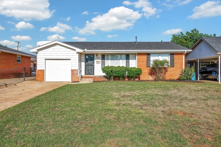 Home for Sale in Clinton, Custer County, Oklahoma - image 2