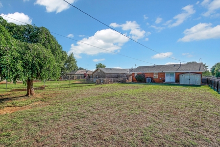 Home for Sale in Clinton, Custer County, Oklahoma - image 29