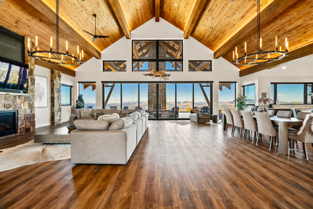 Colorado Luxury Ranch with Custom Home, 440 acres, 3 ponds, BLM - image 5