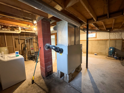 3 Bedroom Renovated Ranch in Lincoln, Maine - image 32