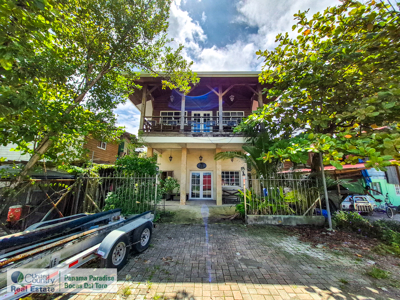 Prime Commercial Building for Sale – Bocas Town, Isla Colón - image 1