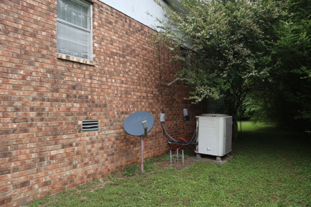 Home In Town Of Salem Arkansas For Sale - image 4