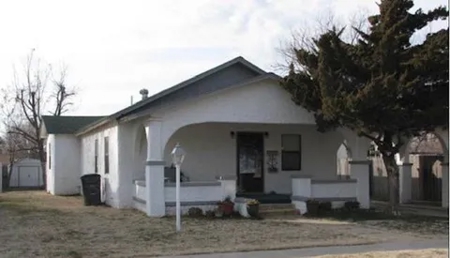 1565 High Street Waynoka, OK Located in friendly neighborhood - image 1