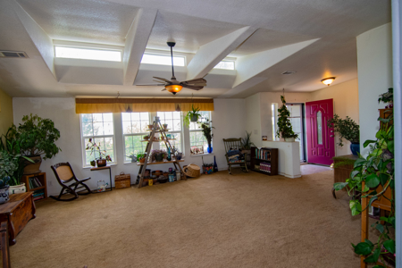 Horse / Farm Property in Small Town For Sale Northern AZ - image 8