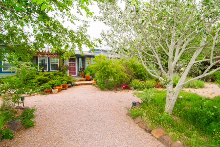 Horse / Farm Property in Small Town For Sale Northern AZ - image 46