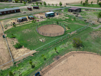 Horse / Farm Property in Small Town For Sale Northern AZ - image 3