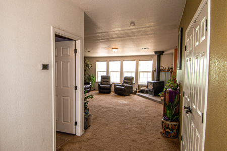 Horse / Farm Property in Small Town For Sale Northern AZ - image 37