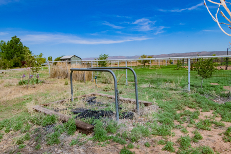 Horse / Farm Property in Small Town For Sale Northern AZ - image 45