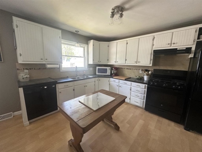 Home in the City of Waupaca For Sale - image 14