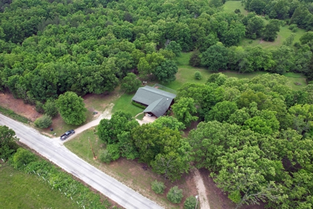 Beautiful Country Home On 9 Acres For Sale In Mtn View Missouri!! - image 43