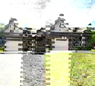 Modern 3 Bed 2 Bath Home in Campbellsville KY - image 1