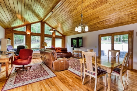 Brick Ranch Home for Sale in Floyd County VA - image 9