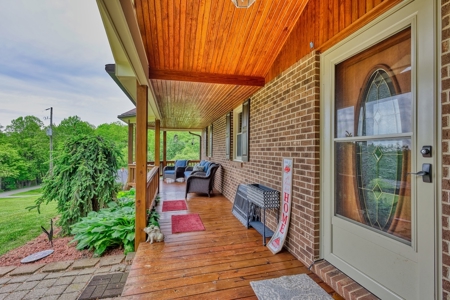 Brick Ranch Home for Sale in Floyd County VA - image 30