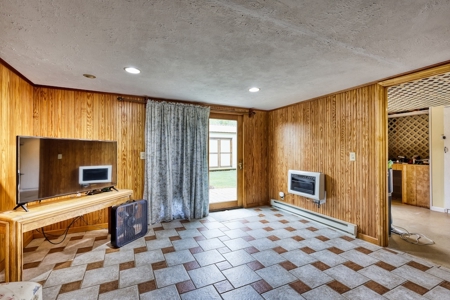 Brick Ranch Home for Sale in Floyd County VA - image 25