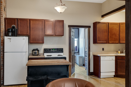 Premier investment opportunity in the heart of La Crosse, WI - image 10