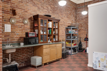 Premier investment opportunity in the heart of La Crosse, WI - image 7