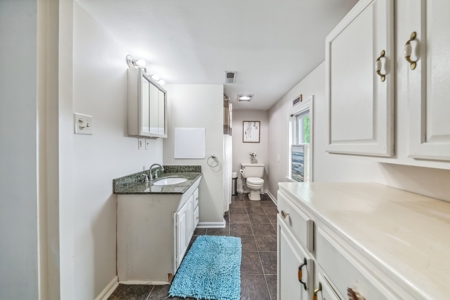 Country Home for Sale in Maury County, Tennessee - image 24