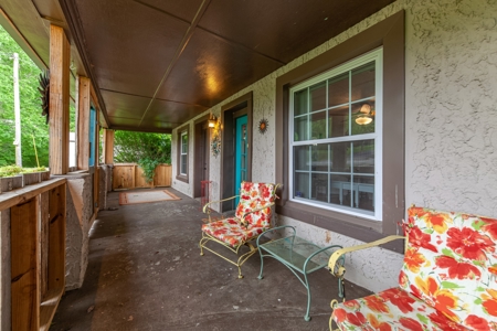 Country Home for Sale in Maury County, Tennessee - image 8