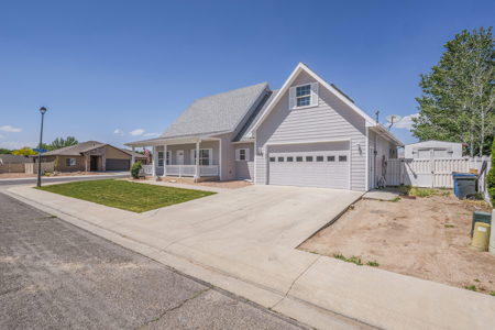 4 Bedroom Home with Pool For Sale in Grand Junction, CO - image 31