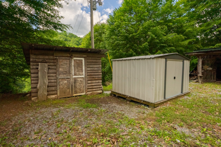 Off-Grid Oasis in the Heart of Hancock County Tennessee - image 45
