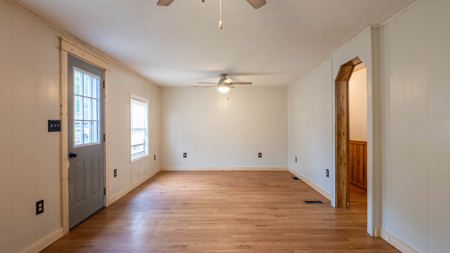 Hobby Farm and Home for sale Oregon County - image 16