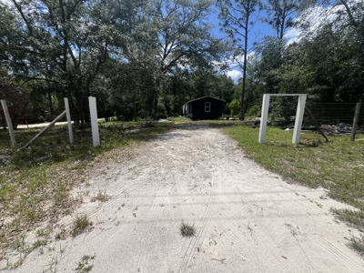 1.23 Acre Lot for Sale in Bell, Florida! - image 6